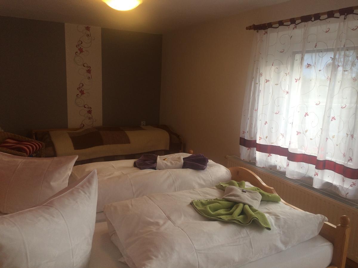 Ferienwohnung Guerth Kleinhennersdorf Dış mekan fotoğraf